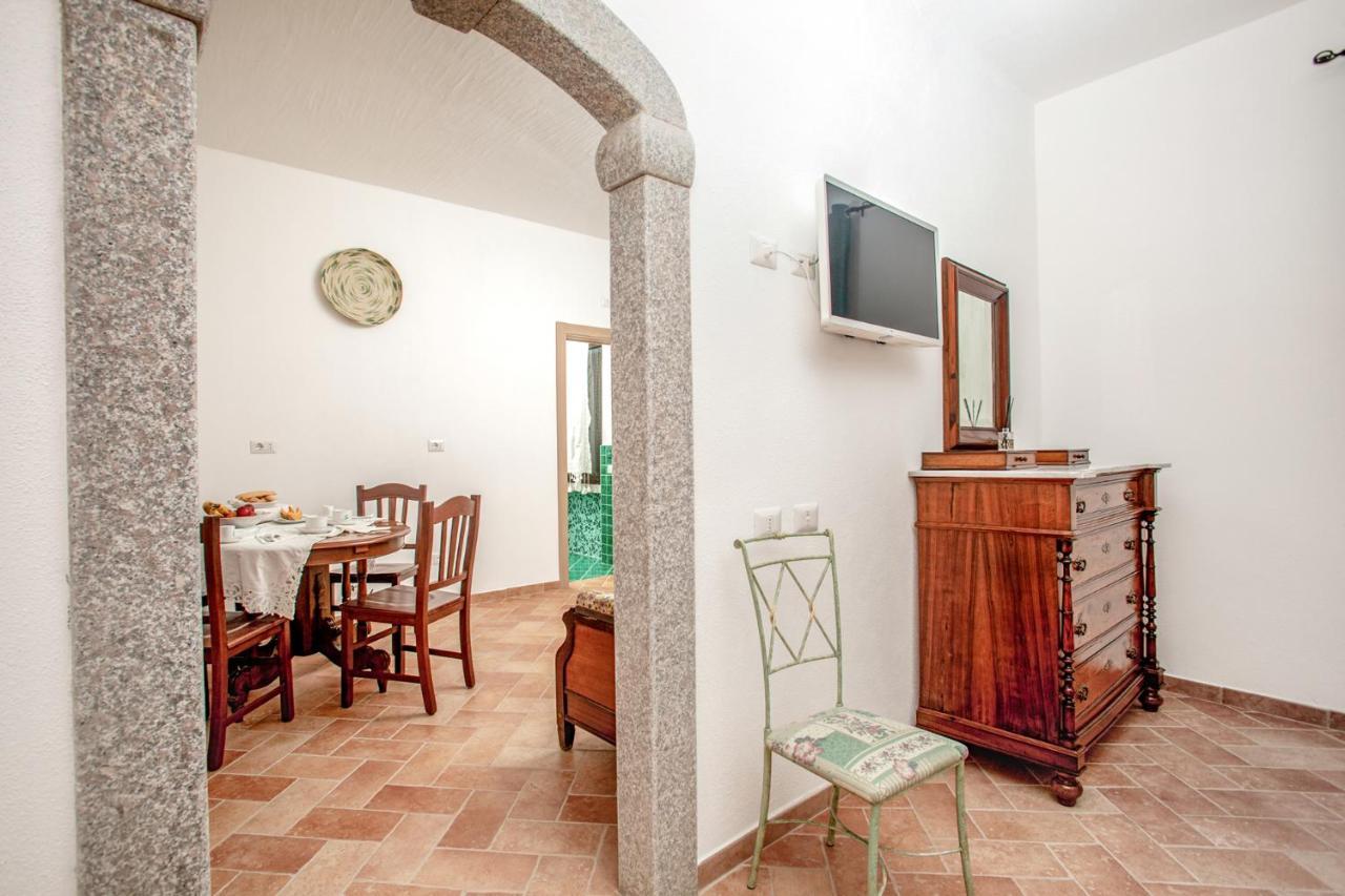 Vincent House Hotel Santa Teresa Gallura Exterior photo