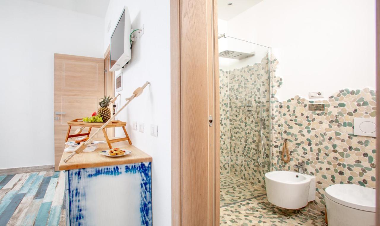 Vincent House Hotel Santa Teresa Gallura Exterior photo