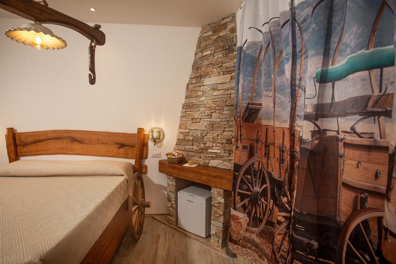 Vincent House Hotel Santa Teresa Gallura Exterior photo
