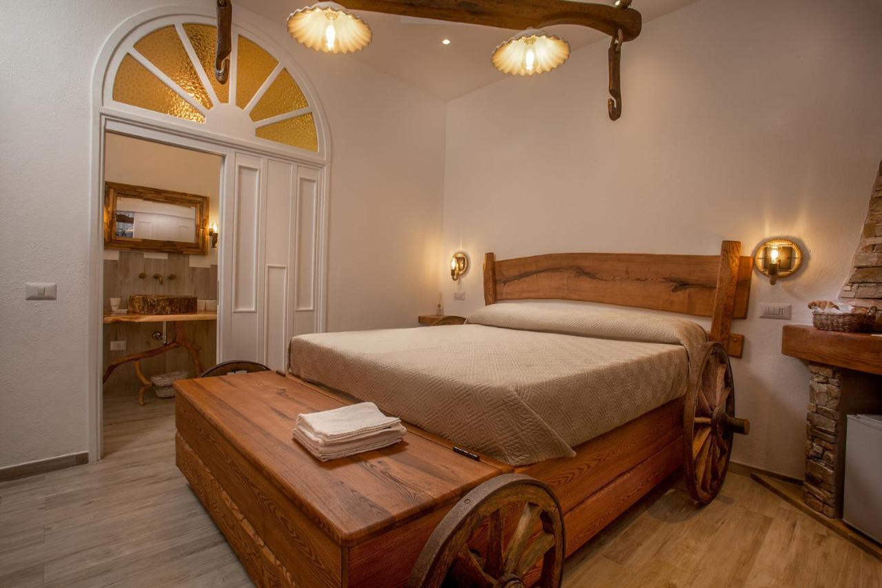 Vincent House Hotel Santa Teresa Gallura Exterior photo